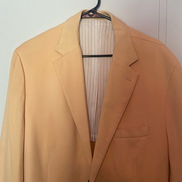 NWT Men’s McKenzie Tribe Yellow Blazer - Picture 2 of 7